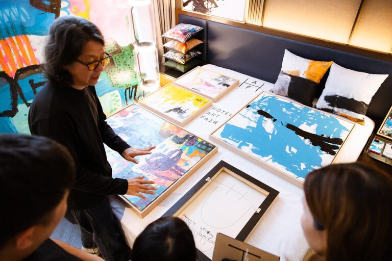 Hotel Art Fair 2026 – ศิลปะบุกโรงแรม KROMO Bangkok, Curio Collection by Hilton กลับมาอีกครั้งหลังหายไปสองปี